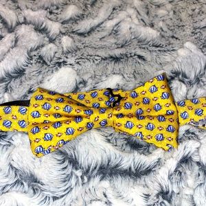 Fish Bowtie